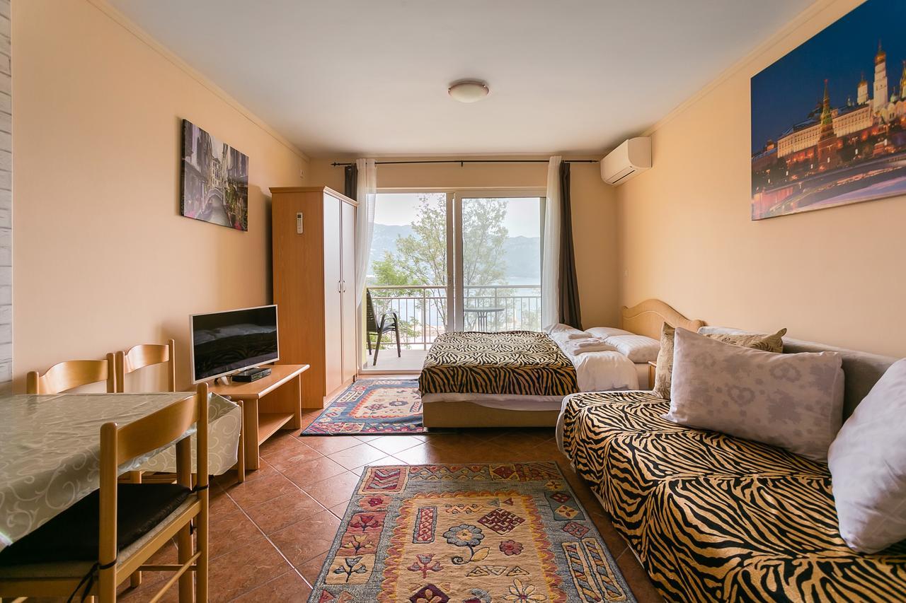Apartments Albina Star Будва Экстерьер фото